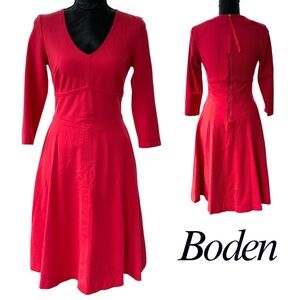 Boden Red V-Neck Fit & Flare Long Sleeve soft knit, zip back Dress size 4